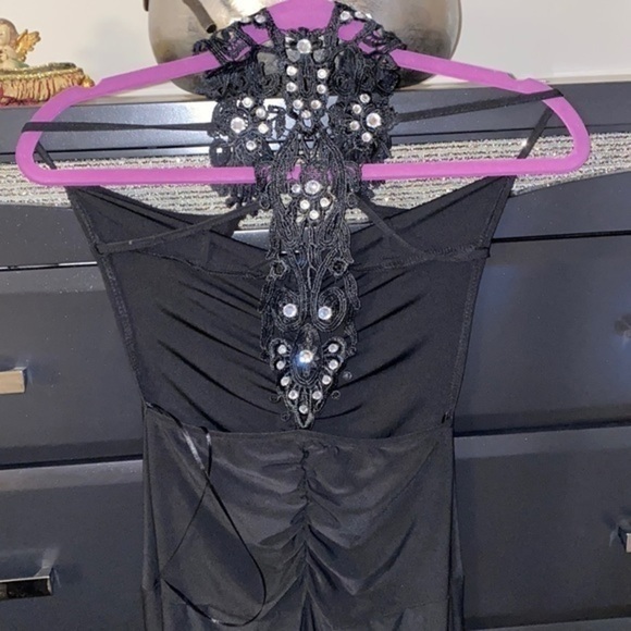 Dress host pick Vacation ready NWOT detailed Open back cocktail black dress US6 - Picture 5 of 9